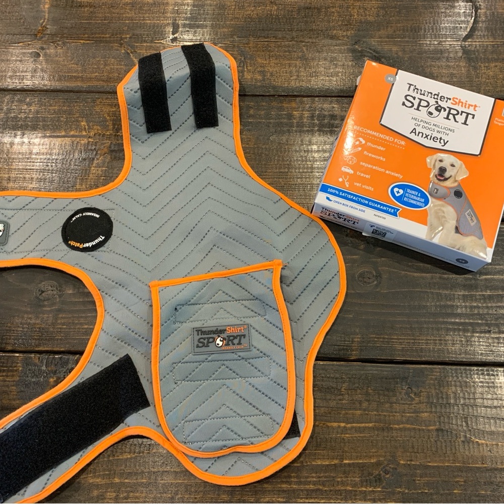 Thundershirt Sport Dog Anxiety Jacket - Gray and Orange
